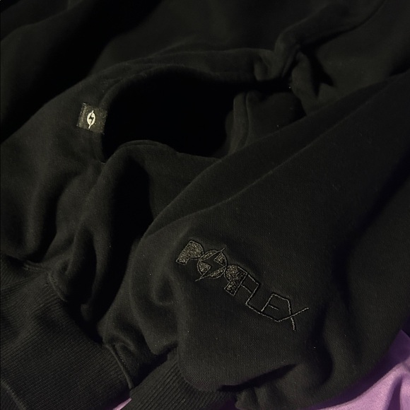 Popflex Black Crewneck Sweater - Picture 6 of 12